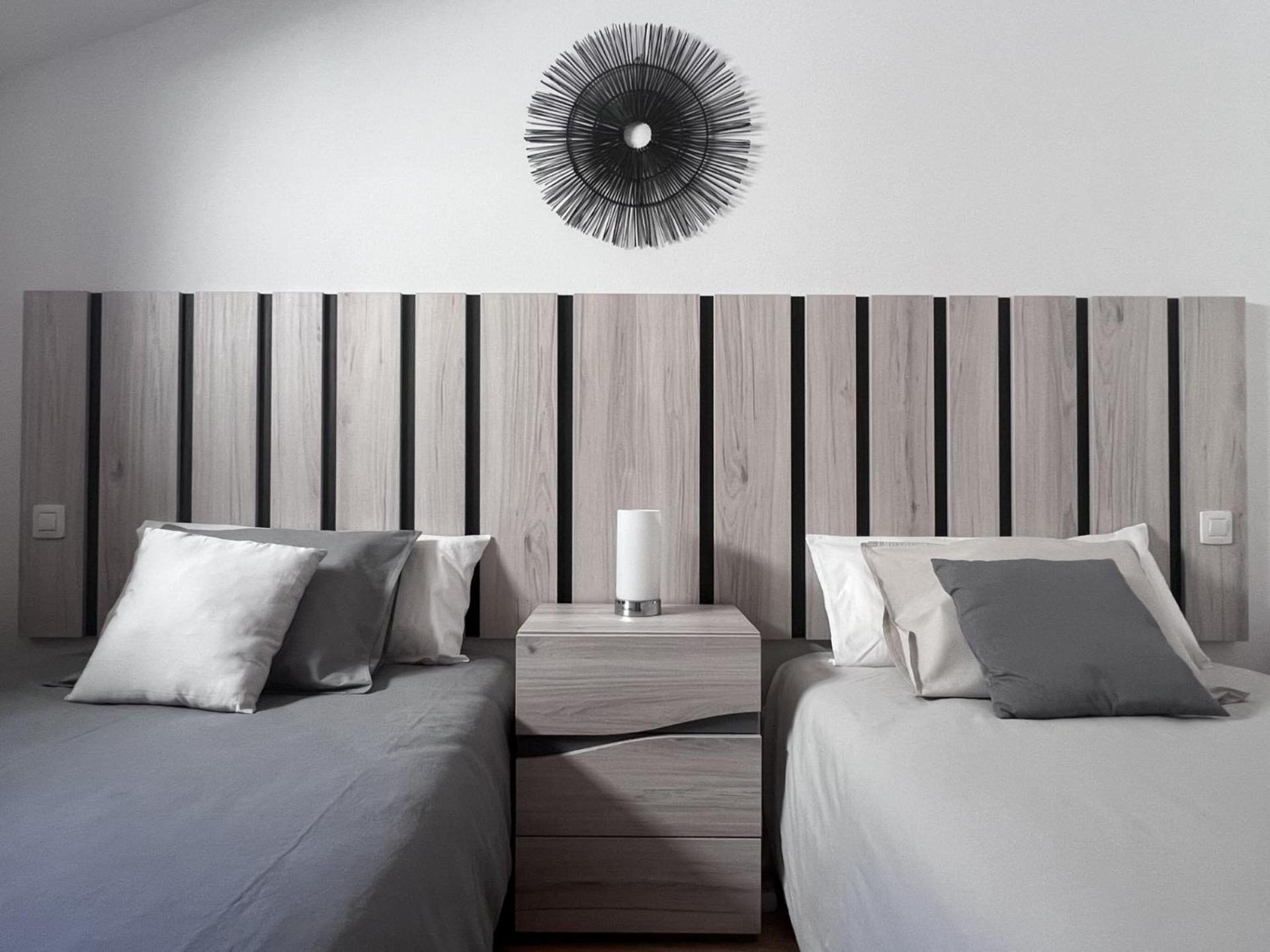Ferienwohnung Atico Con Terrazas, Garaje Y Ascensor En El Casco Antiguo Huesca Exterior foto